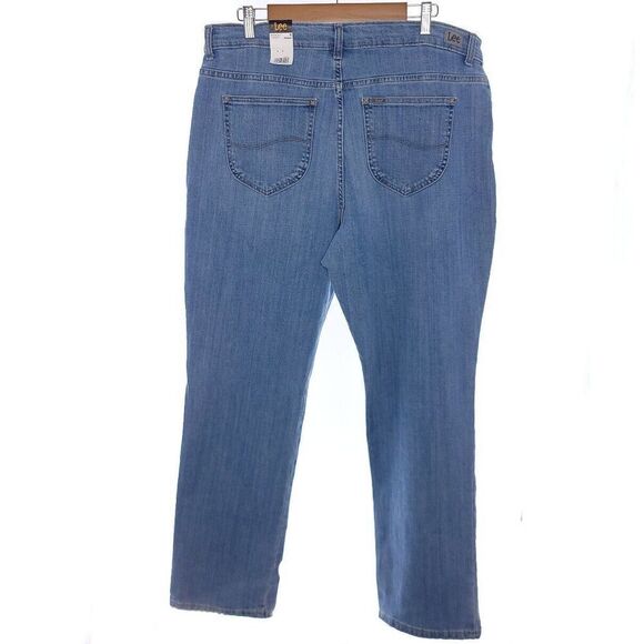 Lee Mid Rise Straight Leg Relaxed Fit Womens 18 Medium Blue Jeans - Picture 8 of 14